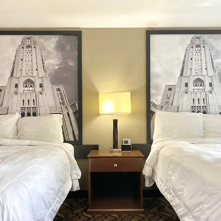 Super 8 By Wyndham Greensburg Esterno foto