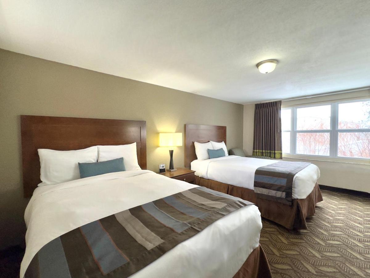 Super 8 By Wyndham Greensburg Esterno foto